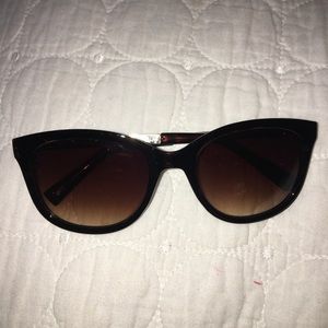 Tommy Hilfiger sunglasses